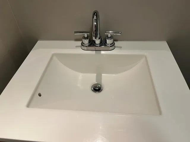 Bathroom sink